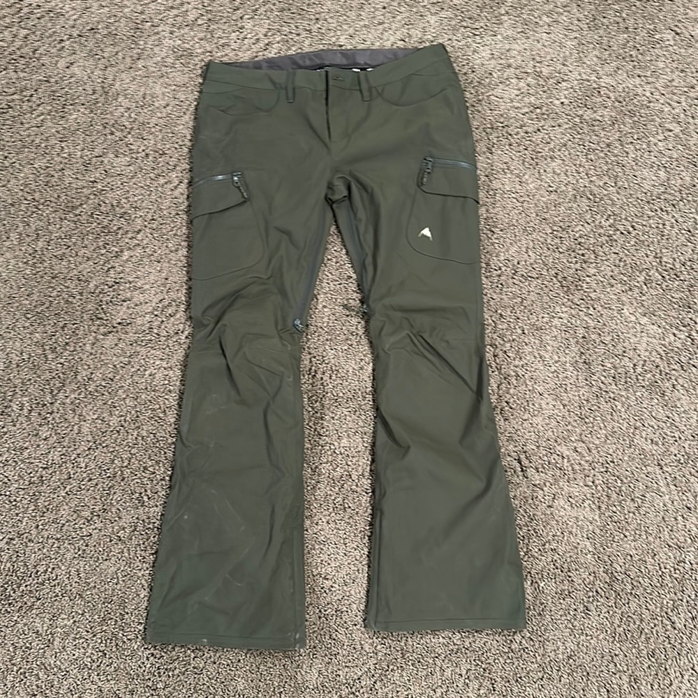 Burton Large Tall Olive green snow pants